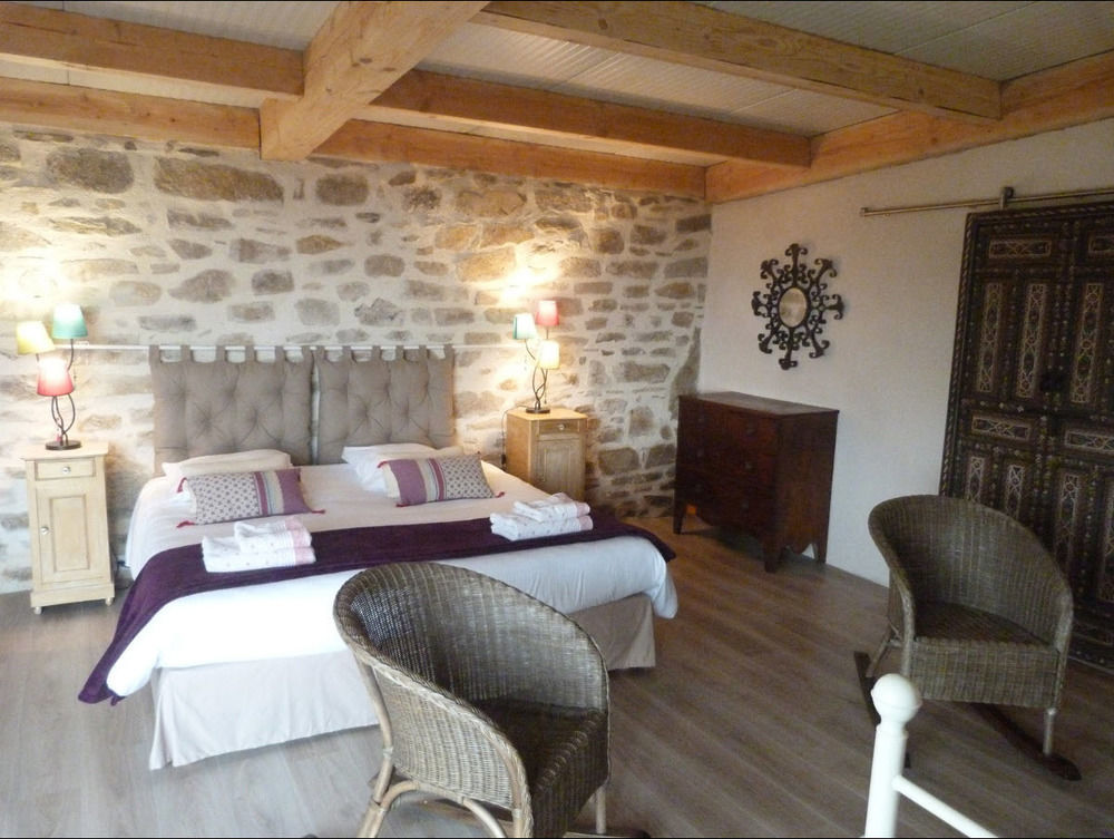 Bed and Breakfast Bout De Cote Lacam-dʼOurcet Exterior foto